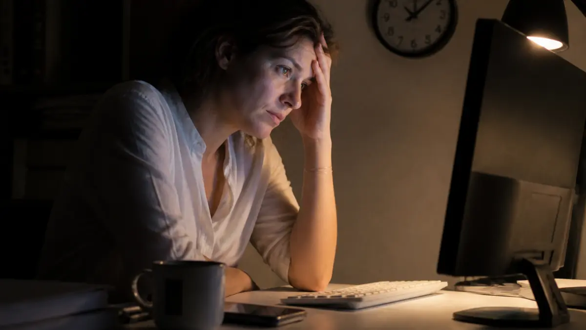 Souffrance au travail : que faire concrètement avant de craquer ?