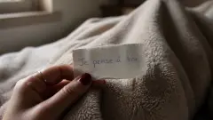 Pensée positive pour une personne malade : exemples de phrases réconfortantes
